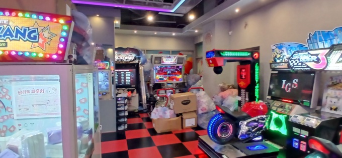 Arcade Photos