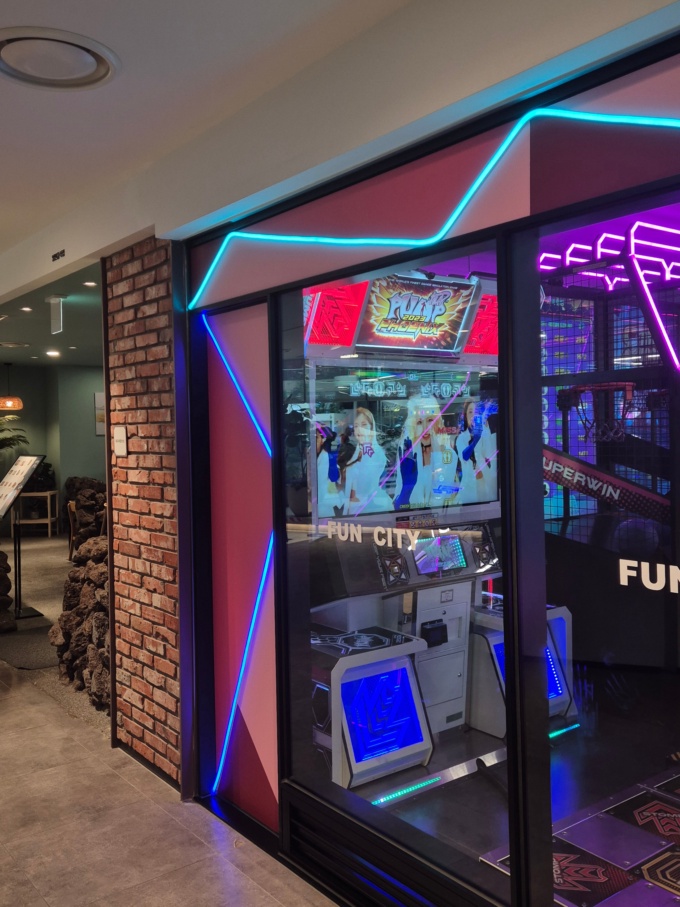 Arcade Photos