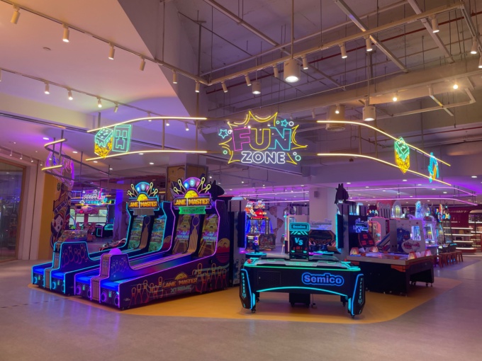 Arcade Photos