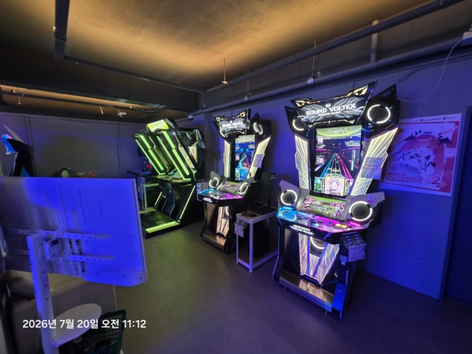 Arcade Photos