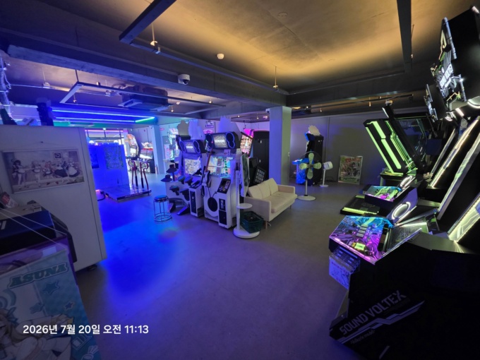 Arcade Photos