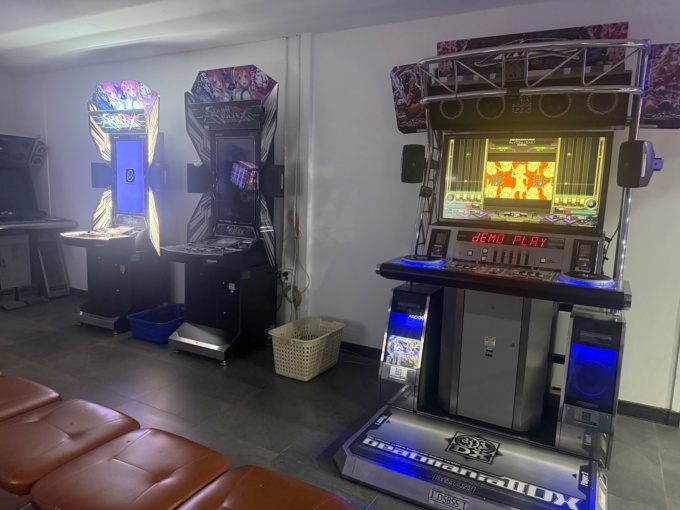 Arcade Photos