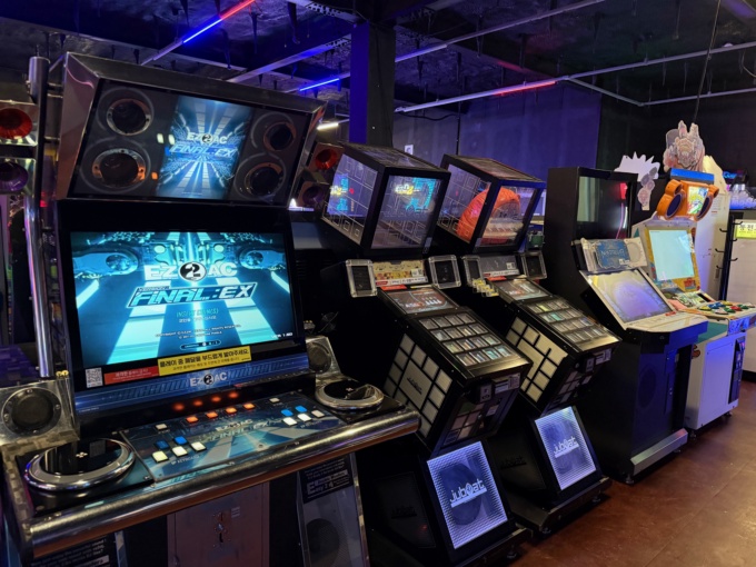 Arcade Photos