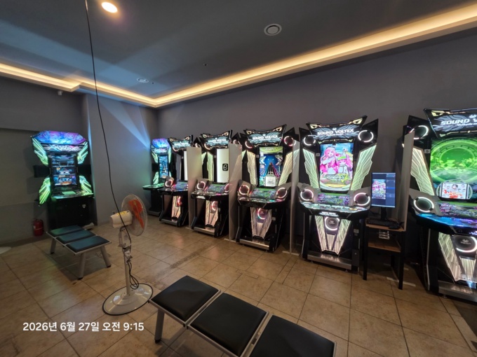 Arcade Photos