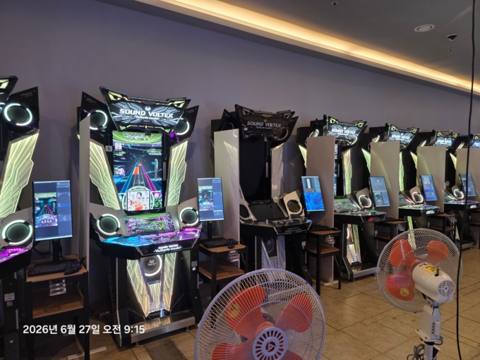 Arcade Photos