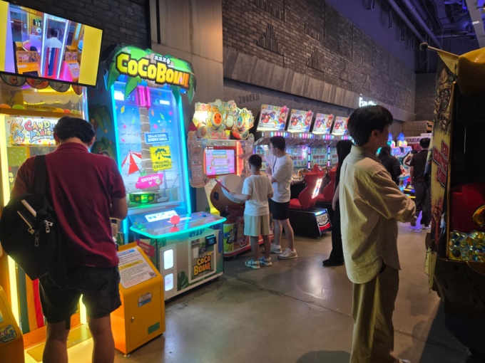 Arcade Photos
