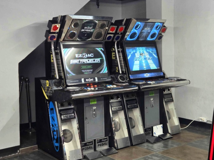 Arcade Photos